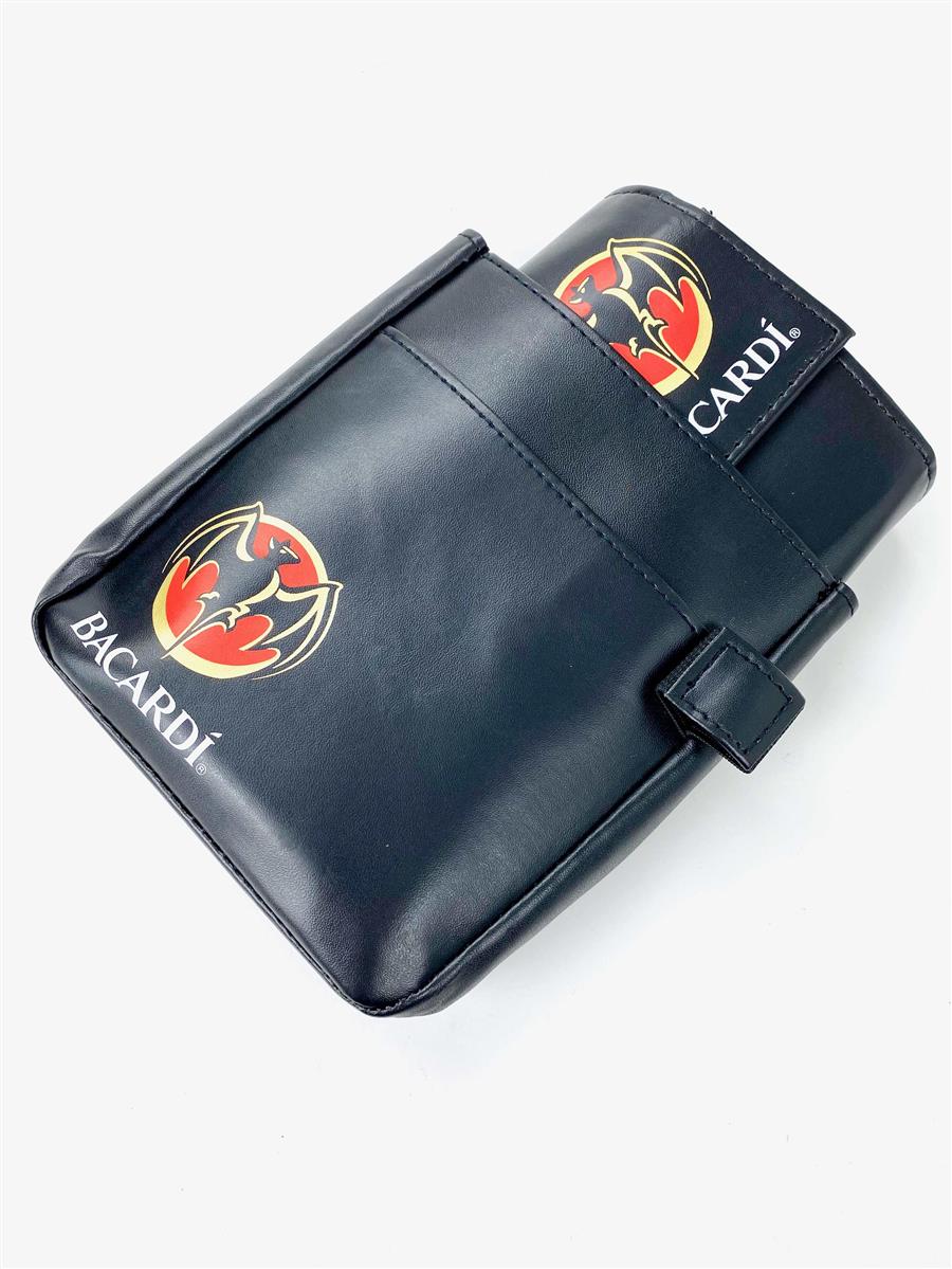 1x Portafoglio e portadocumenti Bacardi Rum nero in similpelle – Vista 4