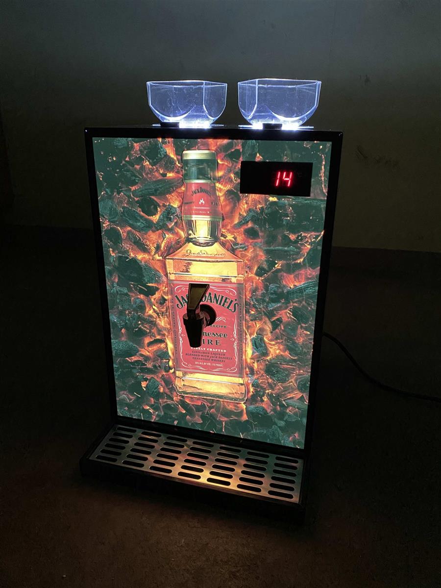 1x distributore di whisky Jack Daniels Fire Tap Machine