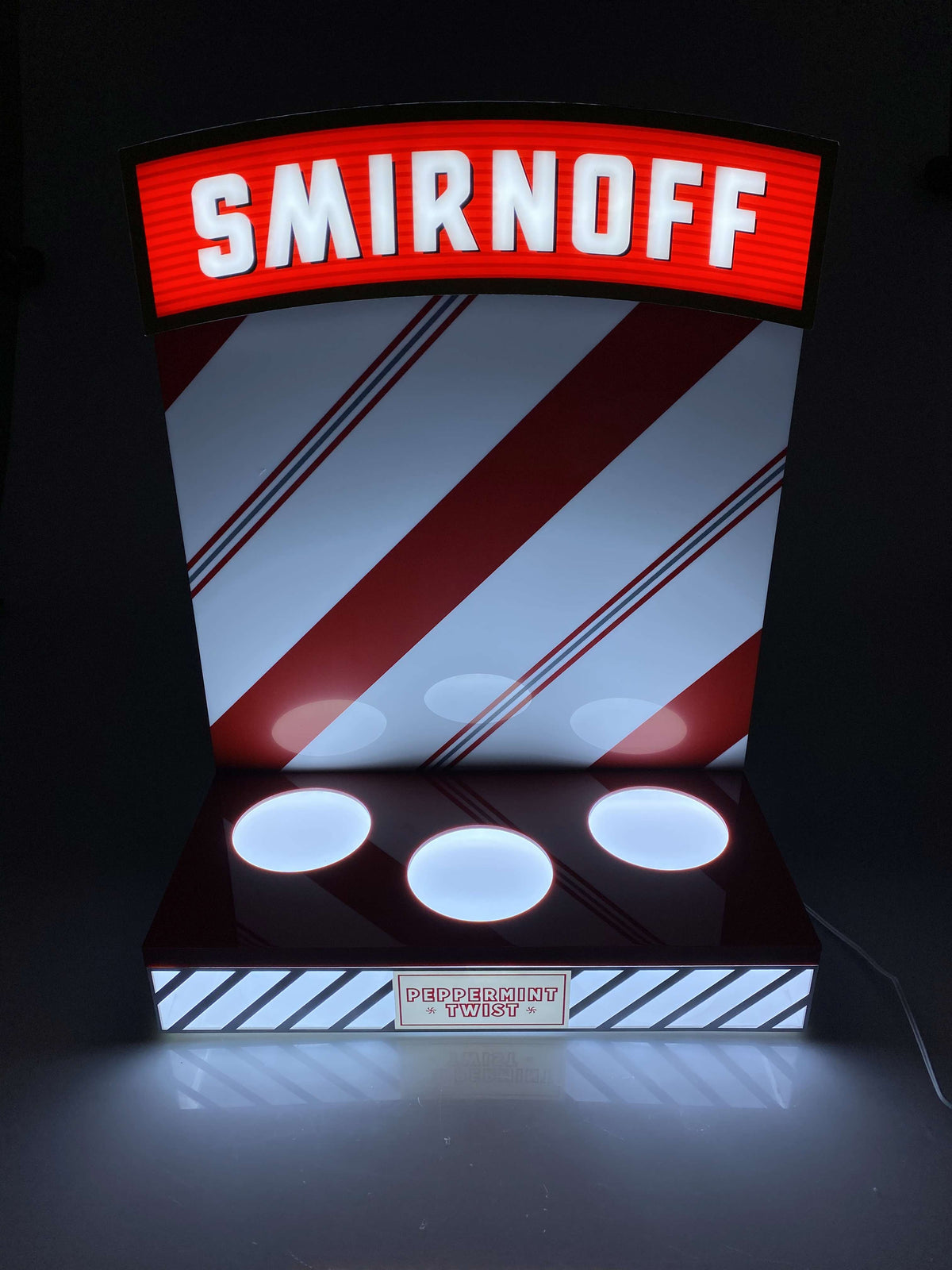 1x Smirnoff Vodka Glorifier Peppermint Board 3 bottiglie – Vista 7