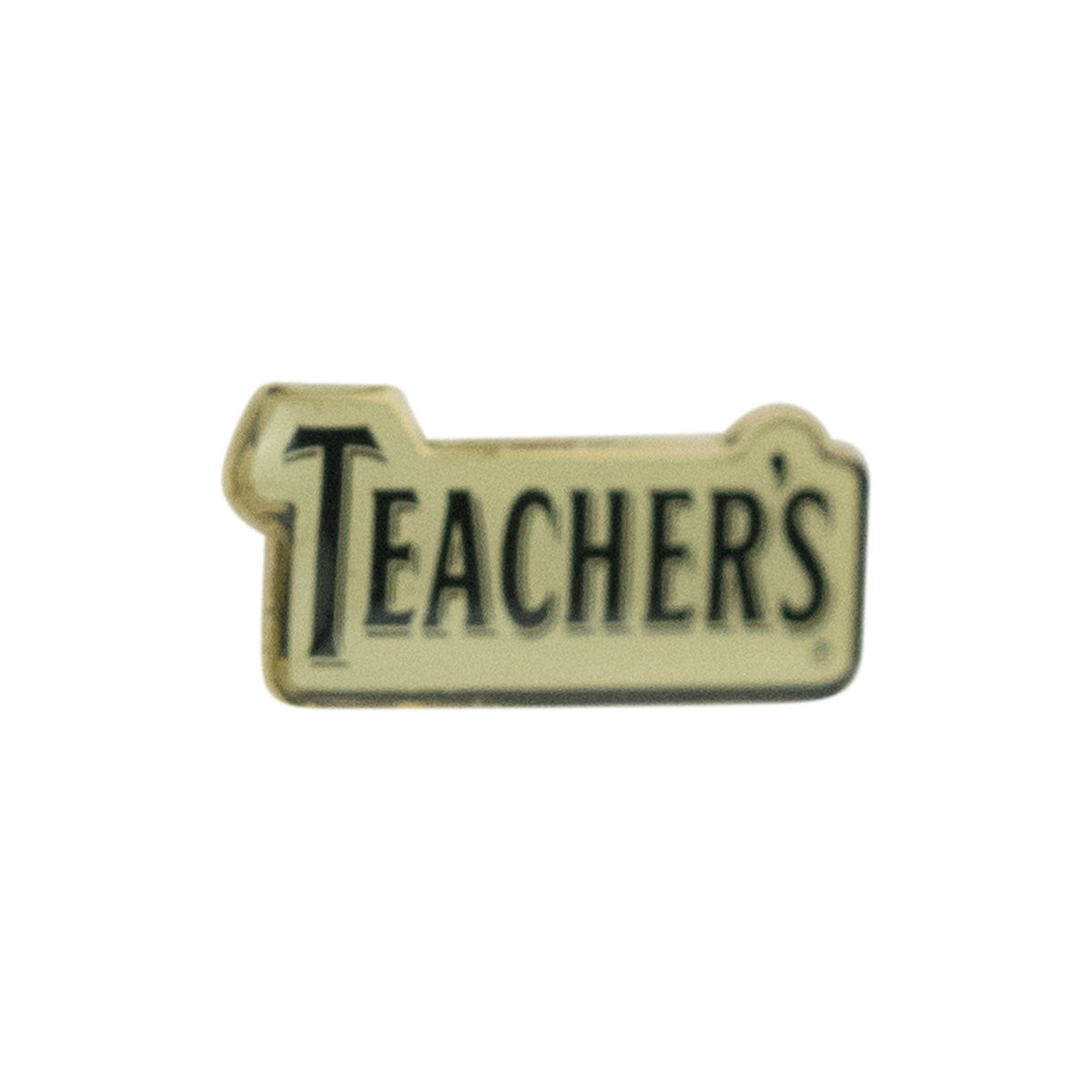 1x Spilla Teachers Whiskey Logo Oro – Vista 2