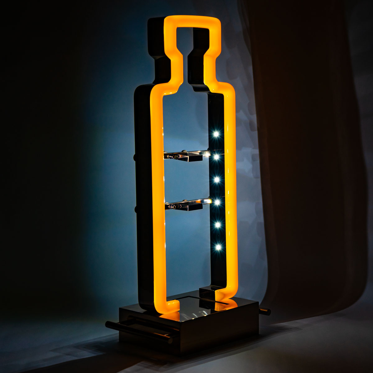 Absolut Vodka Elyx LED Glorifier Bottle Espositore luminoso a forma di insegna pubblicitaria – Vista 7