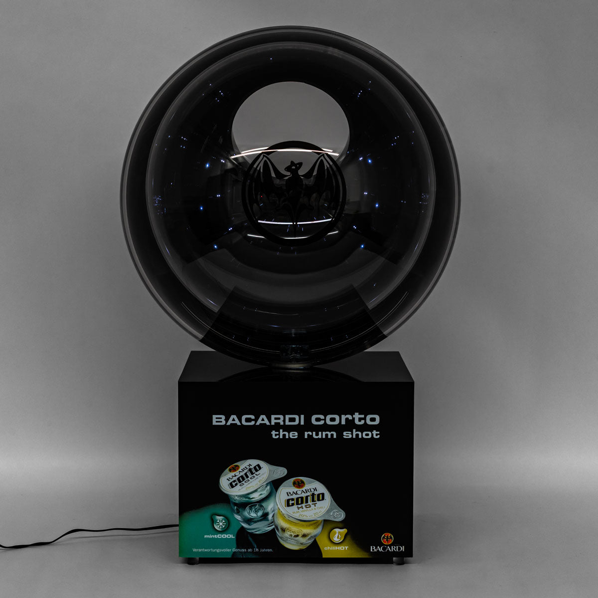 Bacardi Corto the Rum LED Sfera per ghiaccio/sfera per bevande con rubinetto usata. – Vista 5