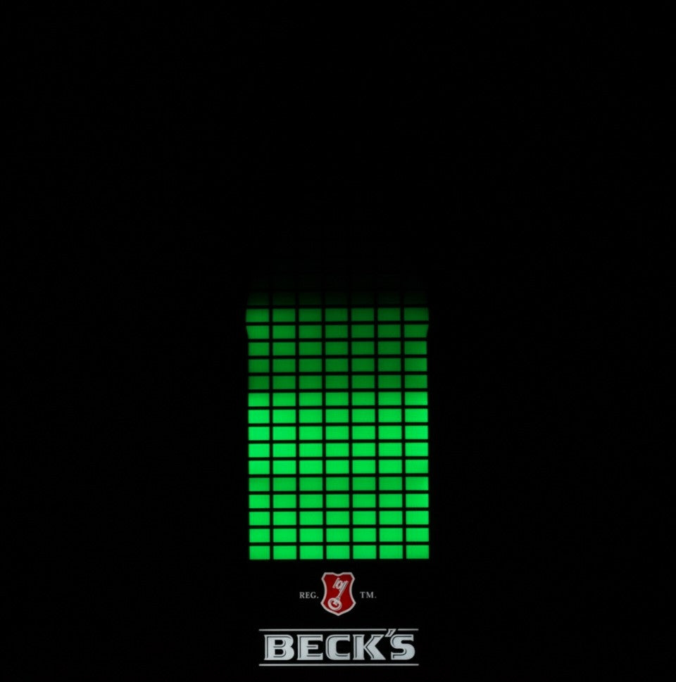 1x insegna luminosa Becks Bier 80x20 con bottiglie Equilizer – Vista 5
