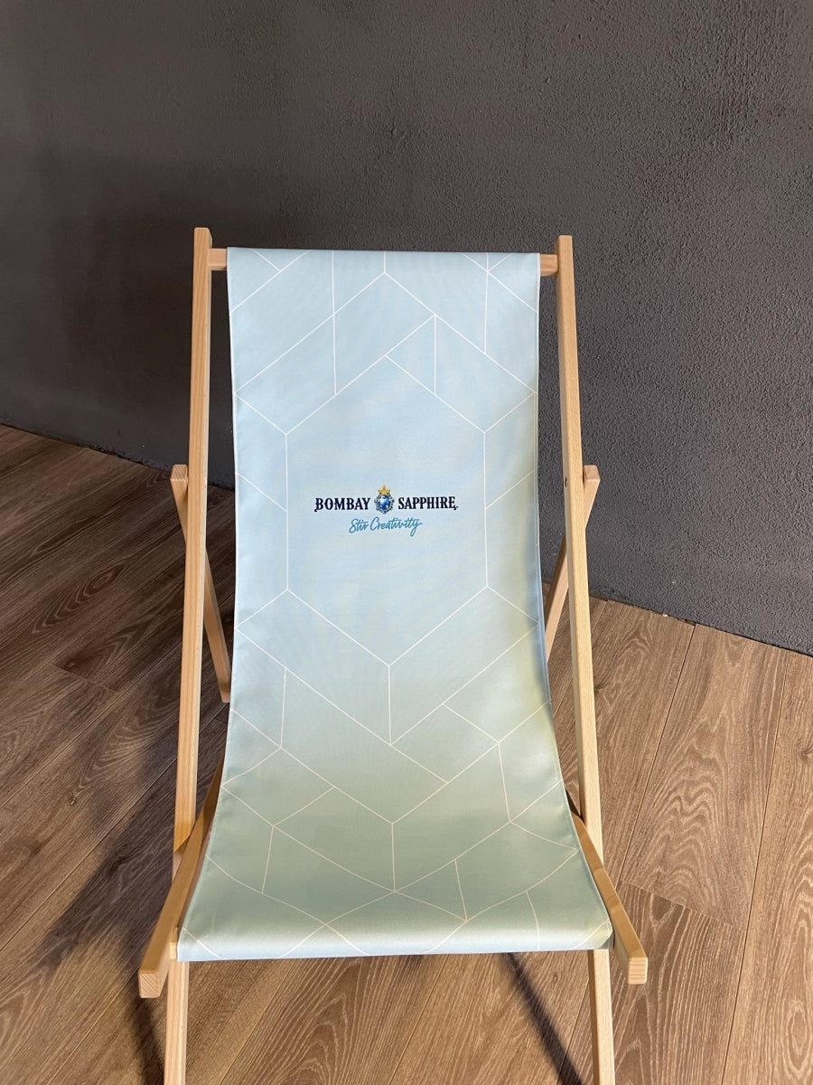 1x Sedia a sdraio Bombay Gin Legno Blu stampa colorata – Vista 3