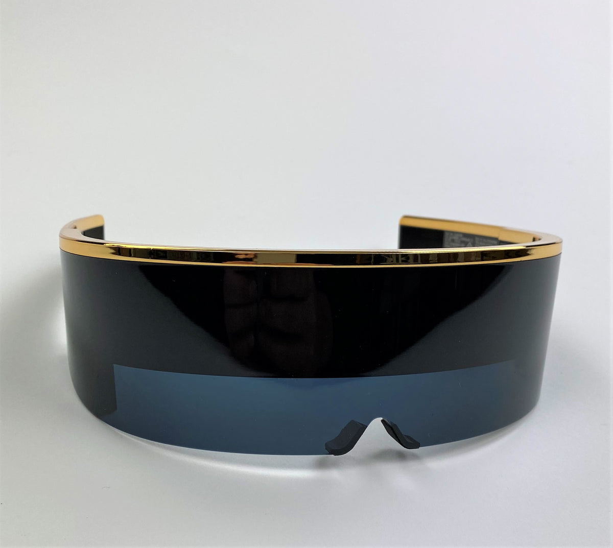 1 paio di occhiali da sole LED Moet Chandon Champagne con montatura dorata – Vista 2