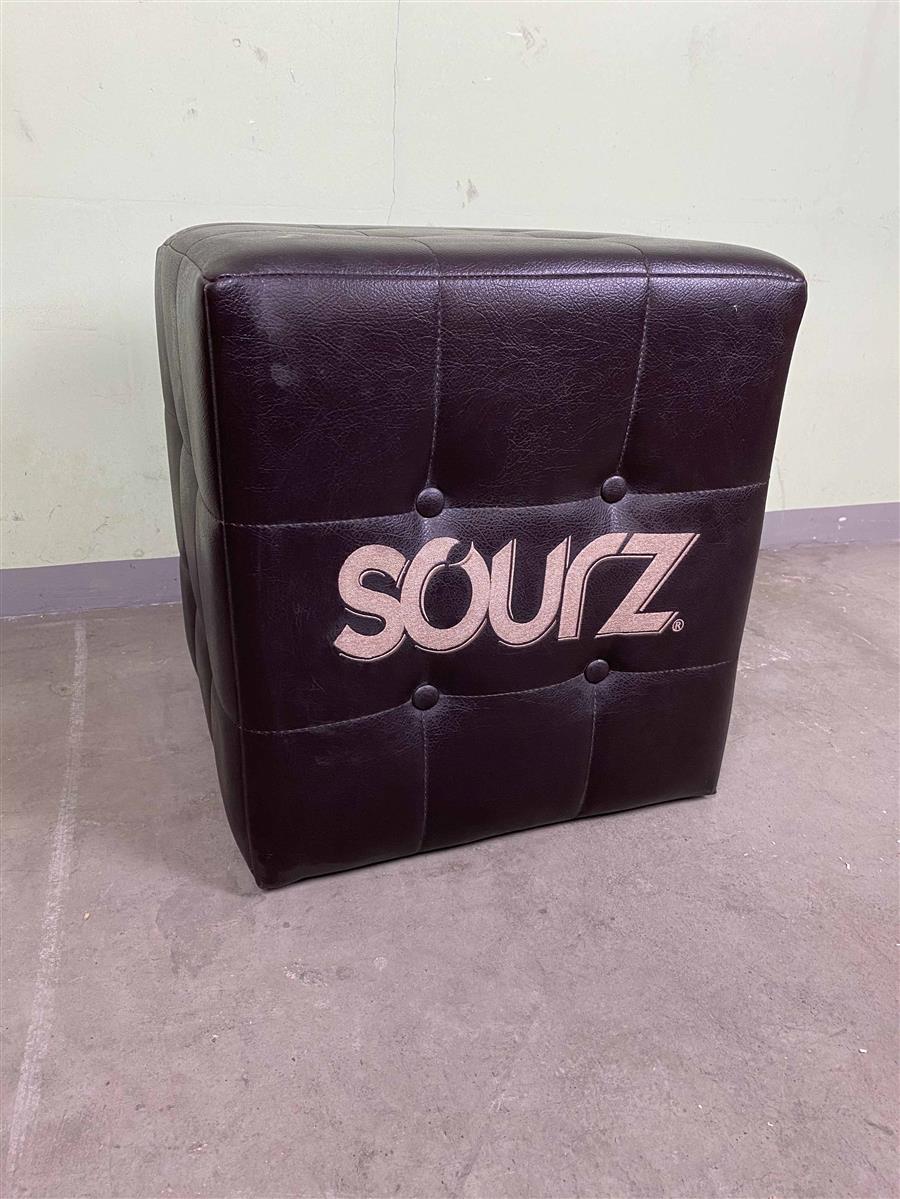 1x Sgabello da bar Sourz Likör in pelle nera