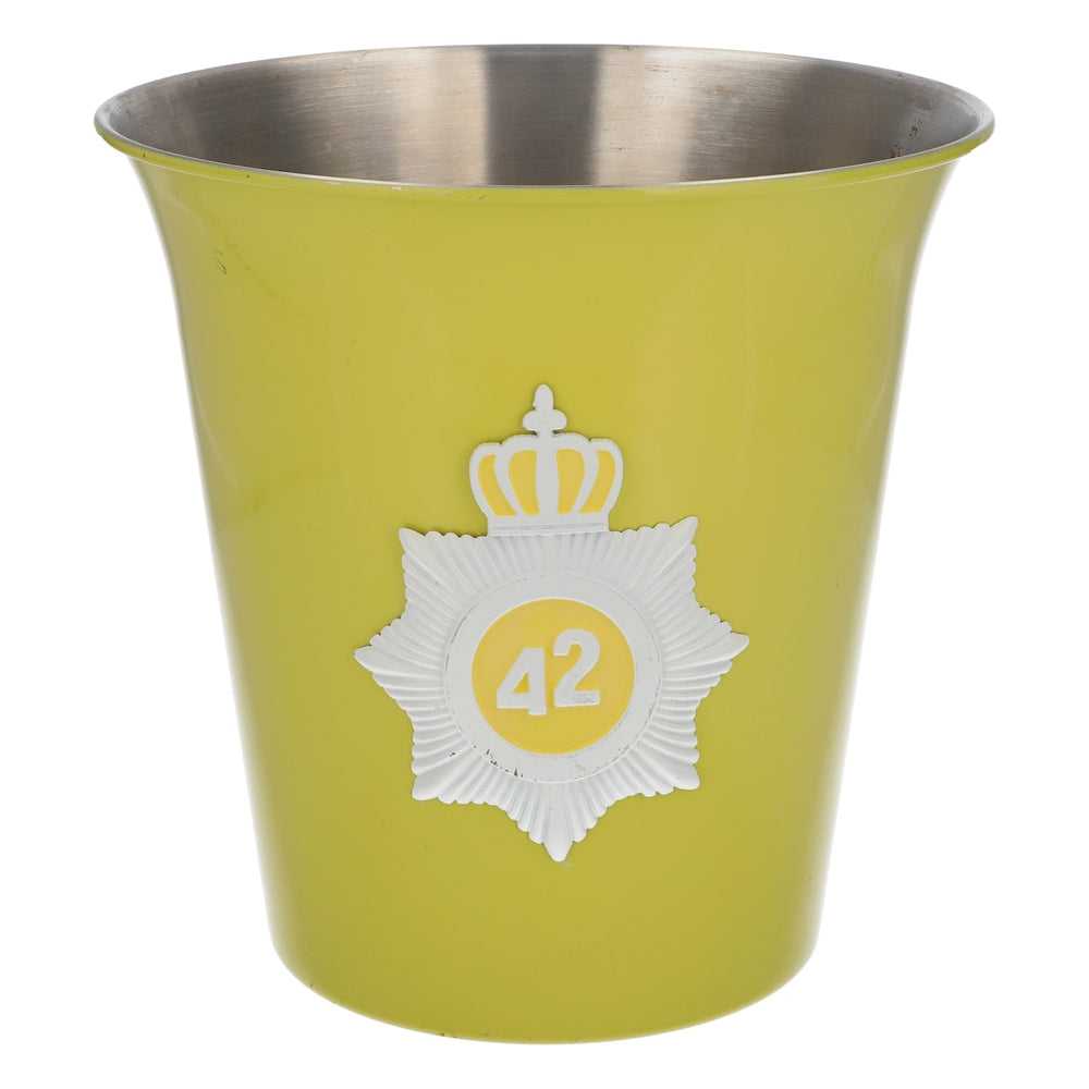 42Below Vodka Raffredda bottiglie Raffredda bottiglie con logo della Polizia Federale Australiana giallo
