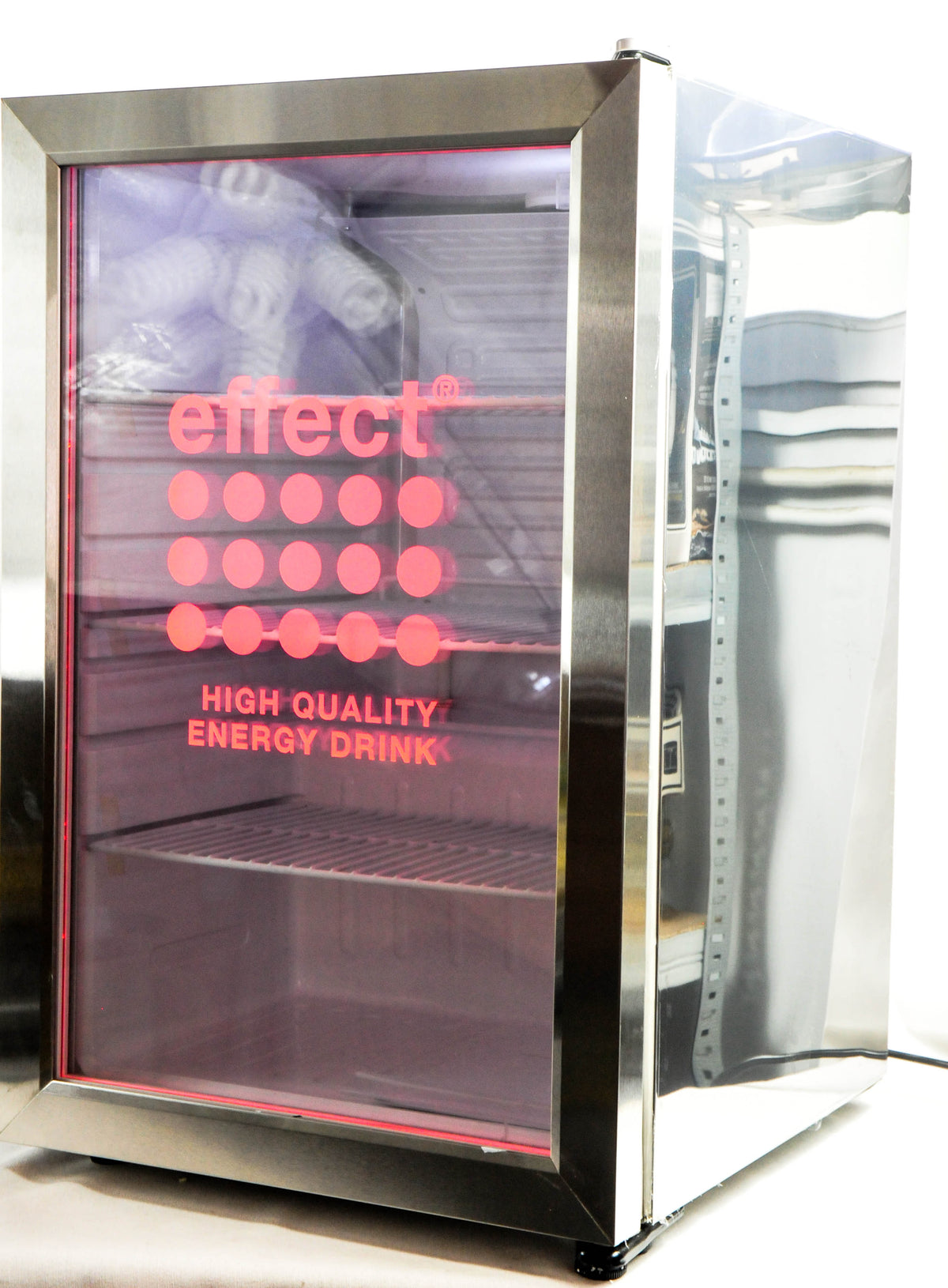 Effetto frigorifero Cooler Eco LED illuminato raffredda bevande Silvercool Fridge
