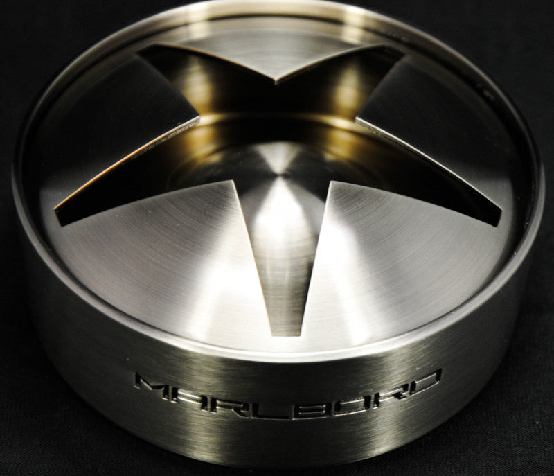 Marlboro Design Posacenere Posacenere interamente in acciaio inox Stella massiccio – Vista 3