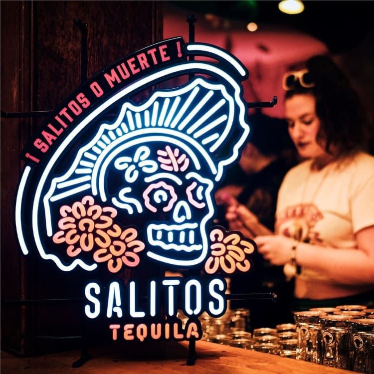 Insegna luminosa Salitos LED Neon Sign Muerte per interni, dimmerabile, display decorativo – Vista 3