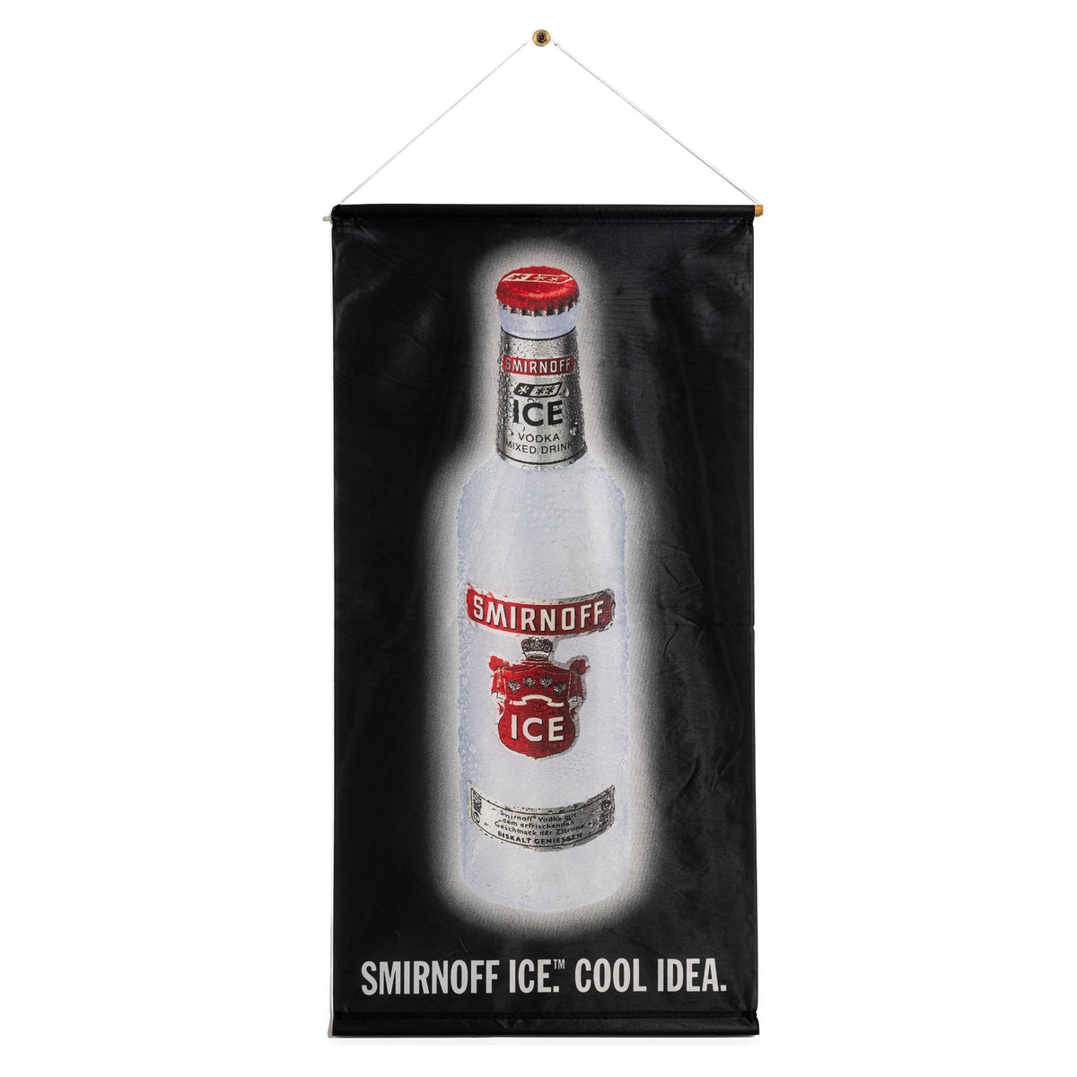 Smirnoff Vodka: espositore avvolgibile per banner pubblicitario, nero